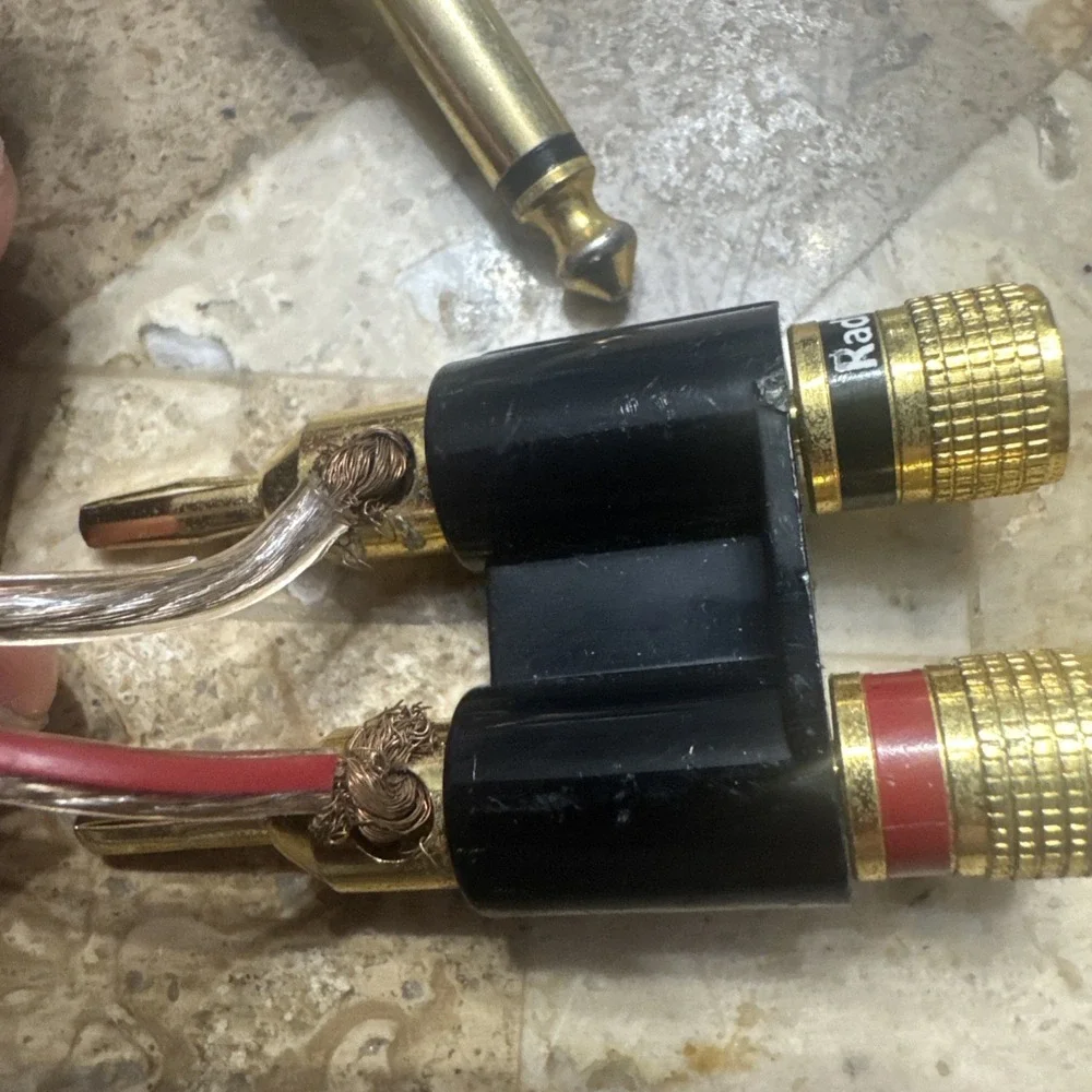 Vintage Radioshack 4mm Banana Male Plug Jack Connector Gold Pin Red + Black